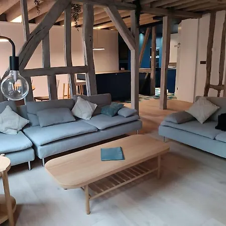 Apartment Triplex Hypercentre Avec Parking *